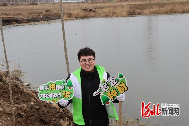 dbf14fb2-6877-46b5-99e0-983967de4b41.jpg