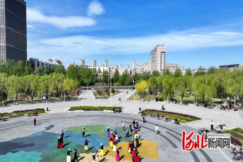 d4f8cad6-0bc0-48be-b92a-550fdec5725d.jpg